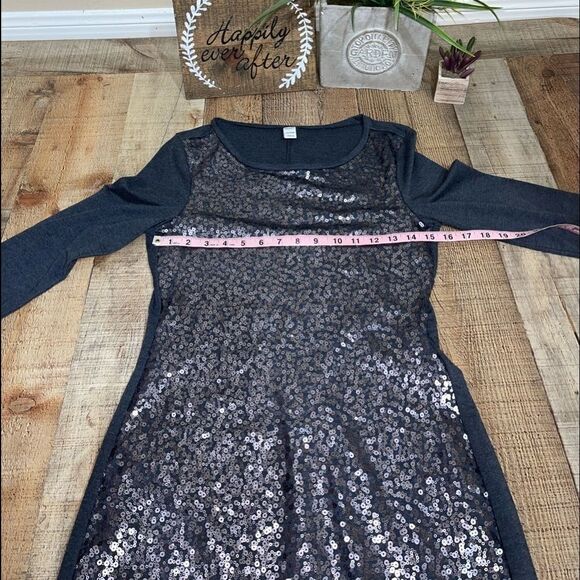 Old Navy GRAY SEQUIN SHIFT DRESS 3/4 Sleeve Sheath Silver - Picture 7 of 9